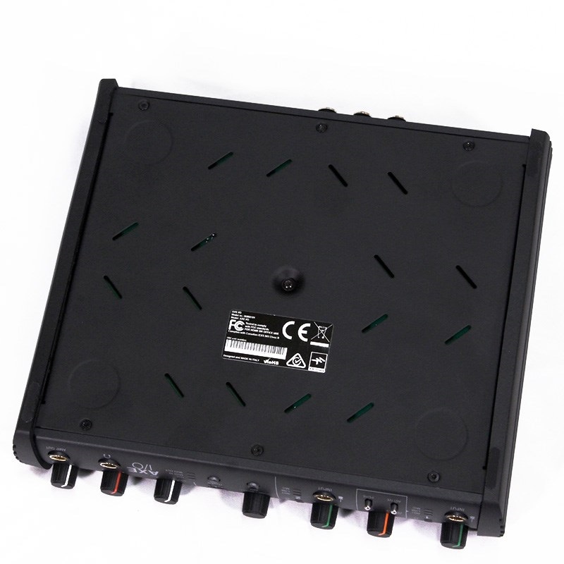 IK Multimedia USED 中古 AXE I/O (アイケーマルチメディア)(アックスアイオー) ※最新ドライバーソフト付属【01012021010103673】 画像4