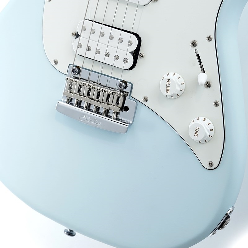 Sterling by MUSICMAN CUTLASS CT50 HSS (Daphne Blue Satin) 【特価】 画像4