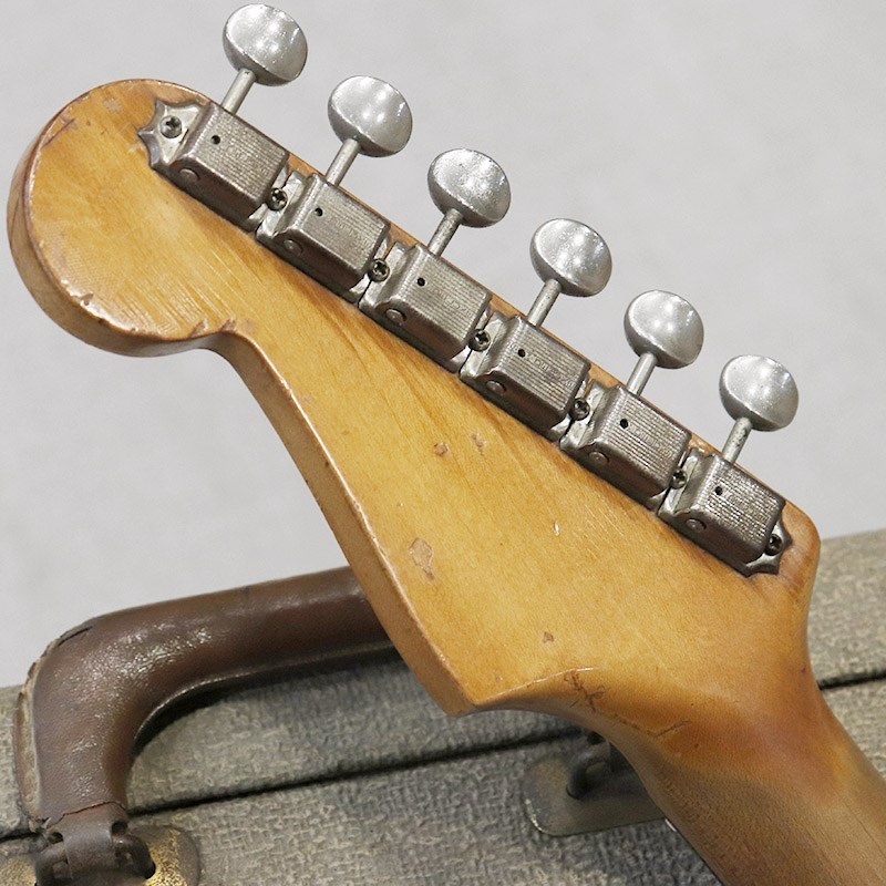 Fender USA VINTAGE Stratocaster '60 Sunburst/R 画像9