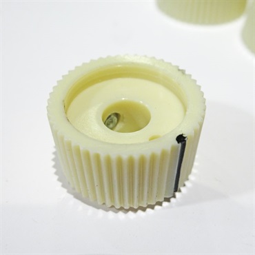 Fender USA FENDER 0933 AMP KNOB WH 画像1