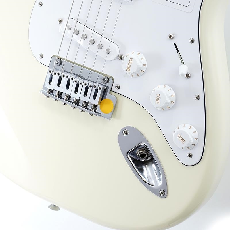 Fender Standard Series Standard Stratocaster (Olympic White/Maple) 画像4