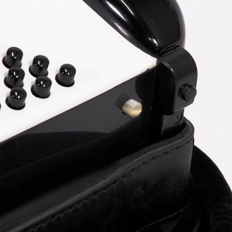 Victoria USED 中古 VICTORIA SUPER96 (調律師によるご注文後の調整の為、納期1ヶ月程度) 中古アコーディオン M.M.L 37鍵盤 96ベース 画像4