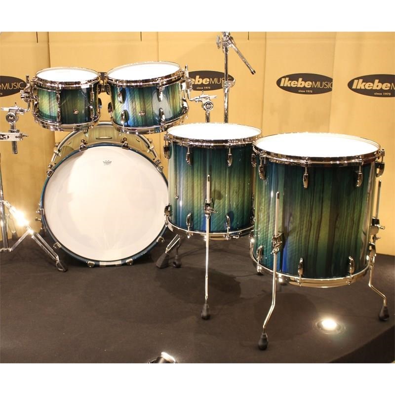 Pearl Masters Maple Gum 5pc Drum Set - Scuba Blue Over Black