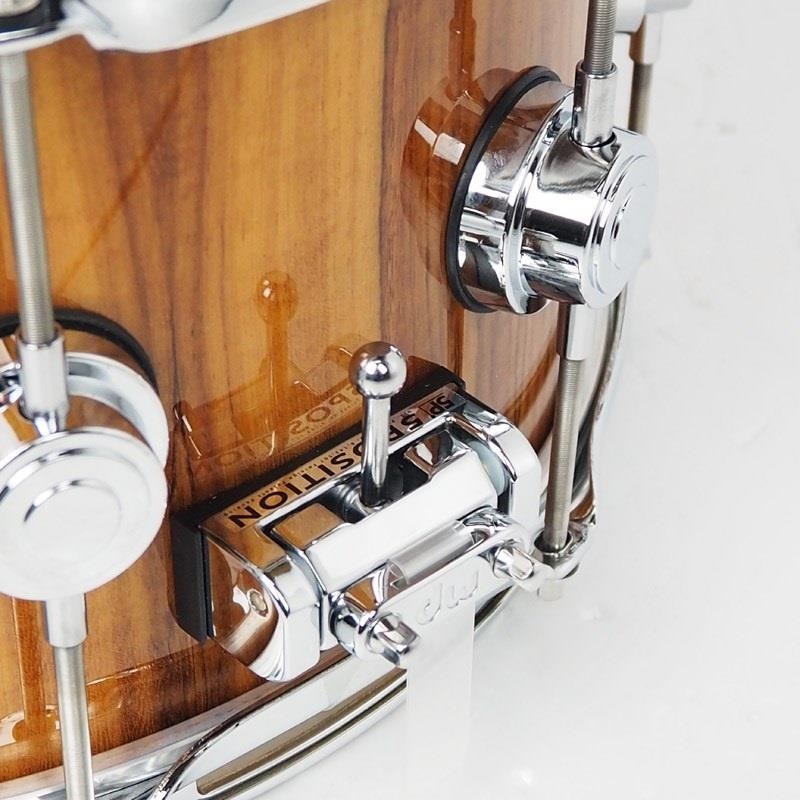 dw 【創業50周年大決算SALE】DRX66514SSC633 [Collector's Pure Maple Old Style VLT Shell 14×6.5 / Natural Lacquer Over Vertical Tropical Olive] 【在庫処分特価品】 画像6