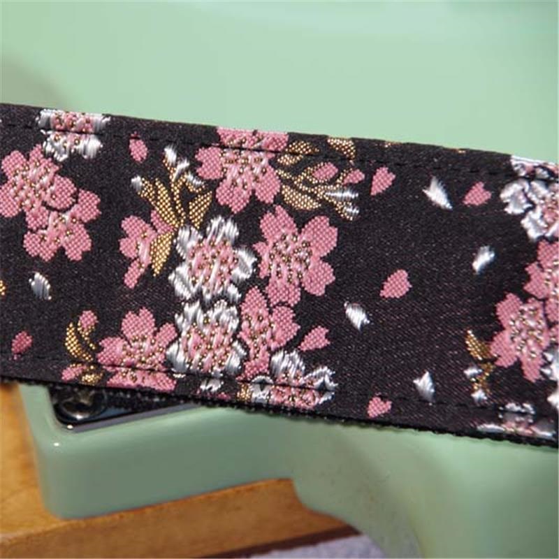 Daiking Corporation 西陣織りギターストラップ DGS-NWS60 桜黒ピンク 画像2