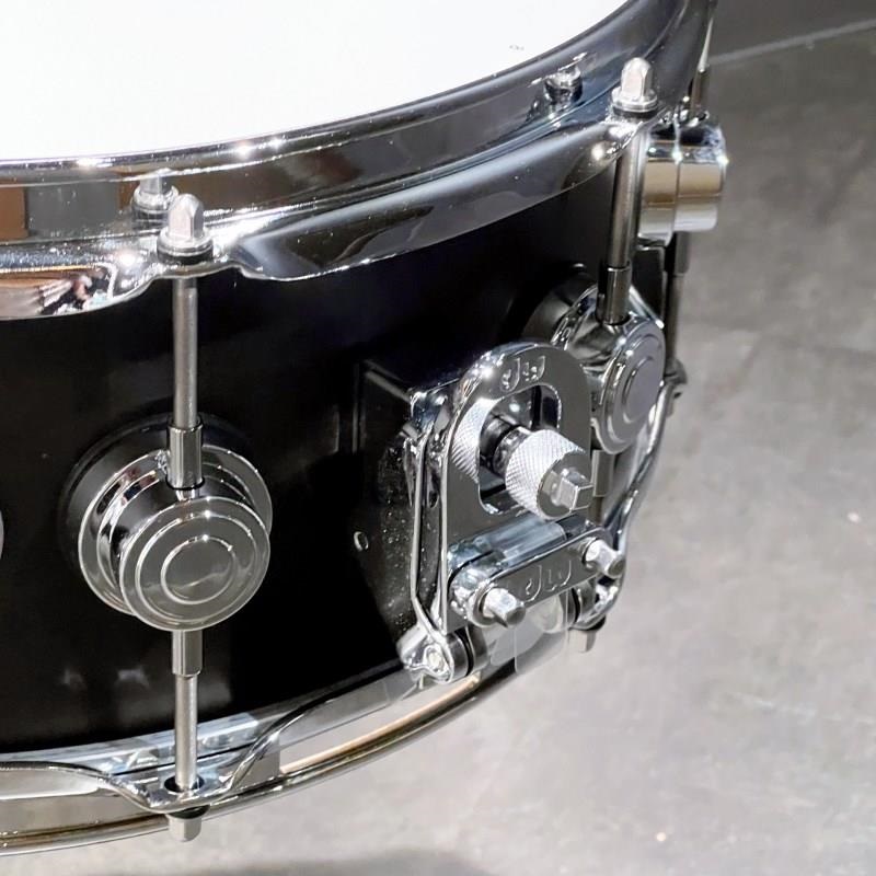 dw DRS05514SSC107 [Collector's Pure Maple Snare Drum 14×5.5 / Satin Ebony]【店頭展示特価品】 画像1