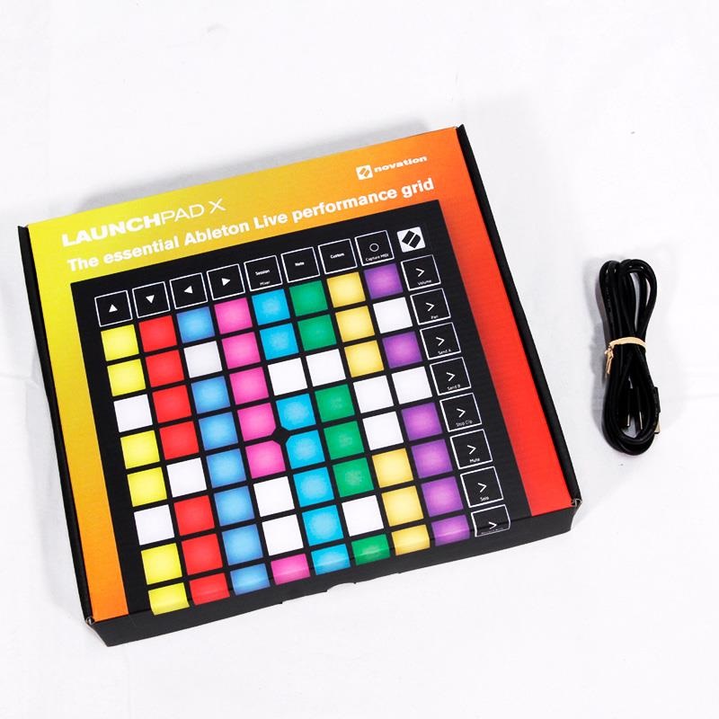 NOVATION LAUNCHPAD X +教本2冊セット