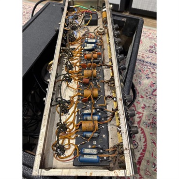 Fender USA VINTAGE 66 Deluxe Reverb AMP 画像6