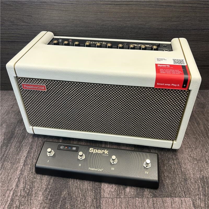 Positive Grid USED 中古 Spark40 Pearl w/ Spark Control 画像3