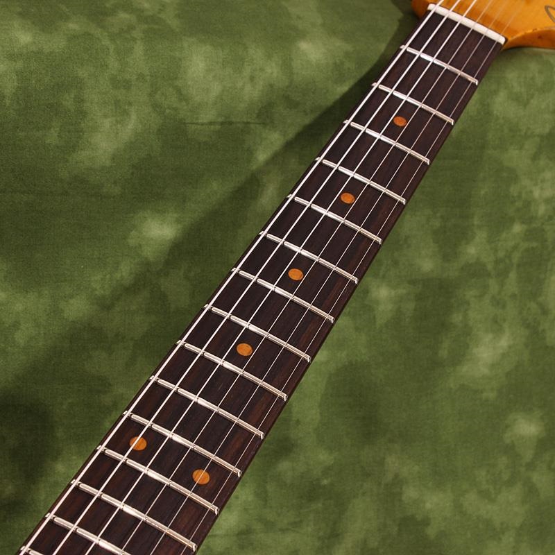 Fender Custom Shop USED 中古 2023 Limited Edition 1961 Bone Tone Stratocaster Super Heavy Relic Super Faded Aged 3-Color Sunburst SN. CZ571032 画像8
