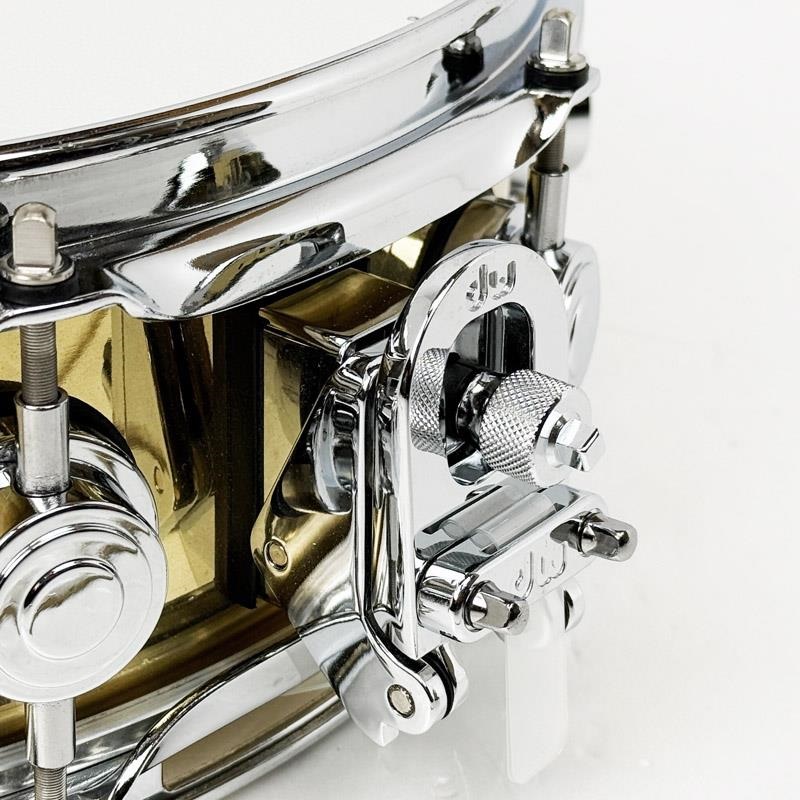 dw 【創業50周年大決算SALE】DRVN0414SPC [Collector's Series Polished Brass Snare Drum 14×4] 【店頭展示特価品】 画像5