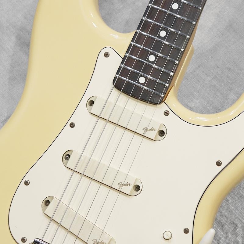 Fender USA VINTAGE Elite Stratocaster '84 White/R 画像4