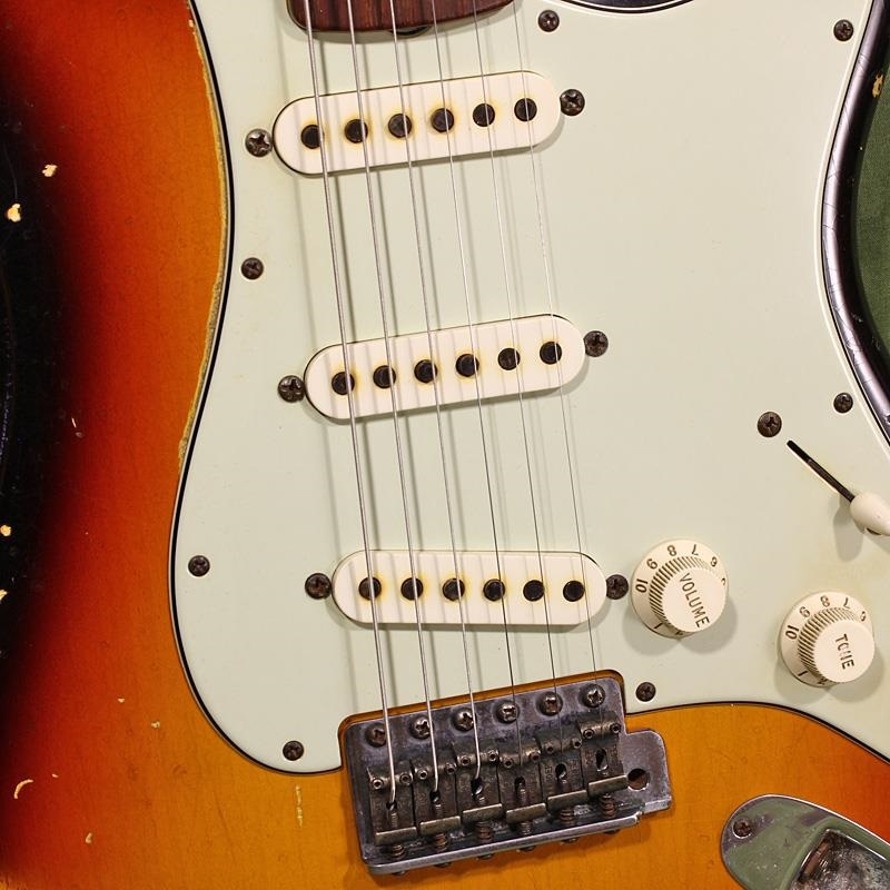 Fender Custom Shop USED 中古 MBS 1959 Stratocaster Heavy Relic 3-Color Sunburst Master Built by John Cruz SN. JC1957 画像4