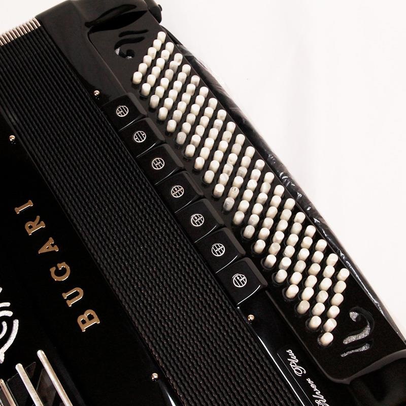 BUGARI (ボタンアコキャンペーン対象・対面レッスン12ヶ月分付) 508 SILVER PLUS TURBO (復刻ロゴモデル) H.M.M.L ターボリード ダブルチャンバー搭載 大型 ハイエンド クロマチックアコーディオン 画像3