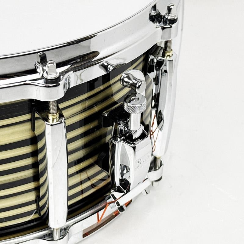 Pearl 【創業50周年大決算SALE】MM6C1465S/C #873 [Massters Maple Snare Drum 14×6.5/Gold Oyster Swirl]【店頭展示特価品】 画像5