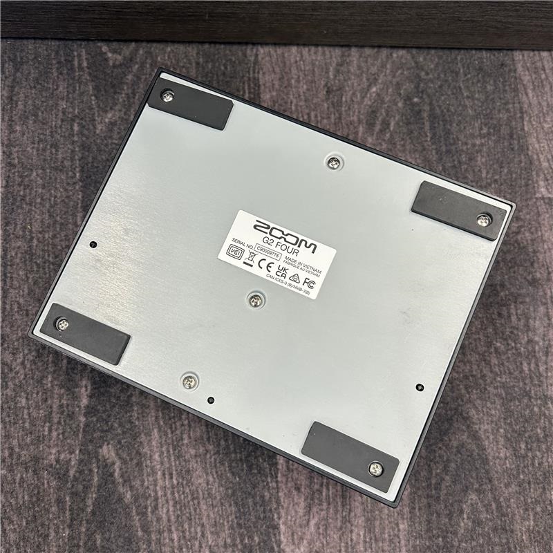 ZOOM USED 中古 G2 FOUR /w FP02M 画像2