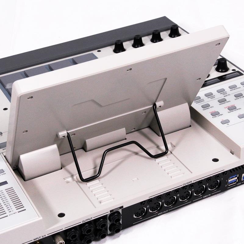 DJ機材 MPCX AKAI PROFESSIONAL AKAI PROFESSIONALから遂にMPC Xが！パソコンのいらないMPCが復活