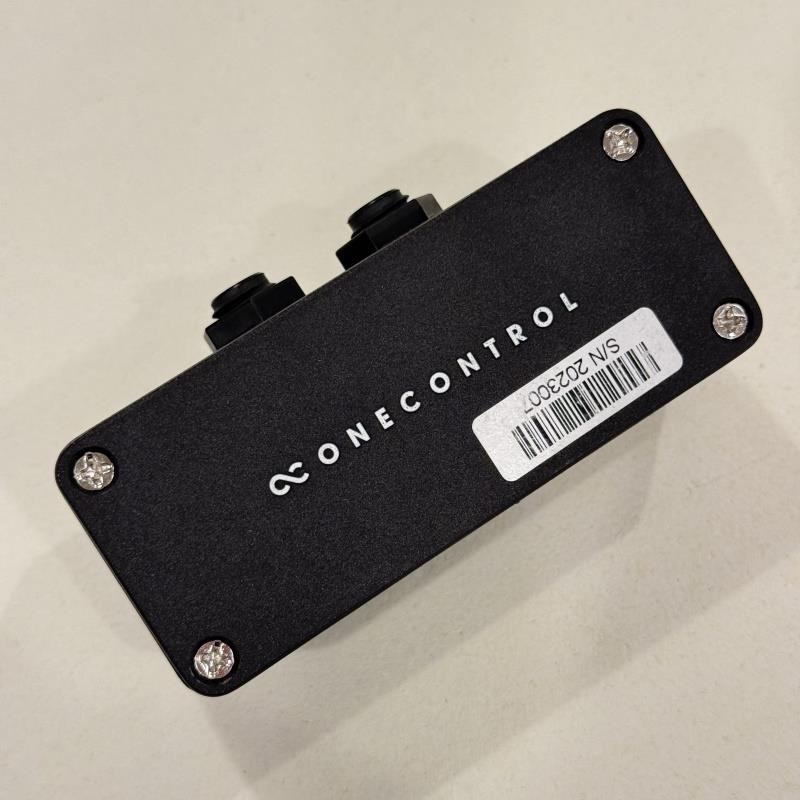 One Control USED 中古 Pedal Board Junction Box with BJF Buffer 画像1