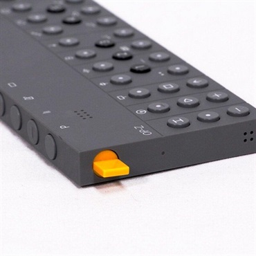 Teenage Engineering USED 中古(OplabＭodule搭載済み）OP-Z+pvc roll up grey bagつき 画像3