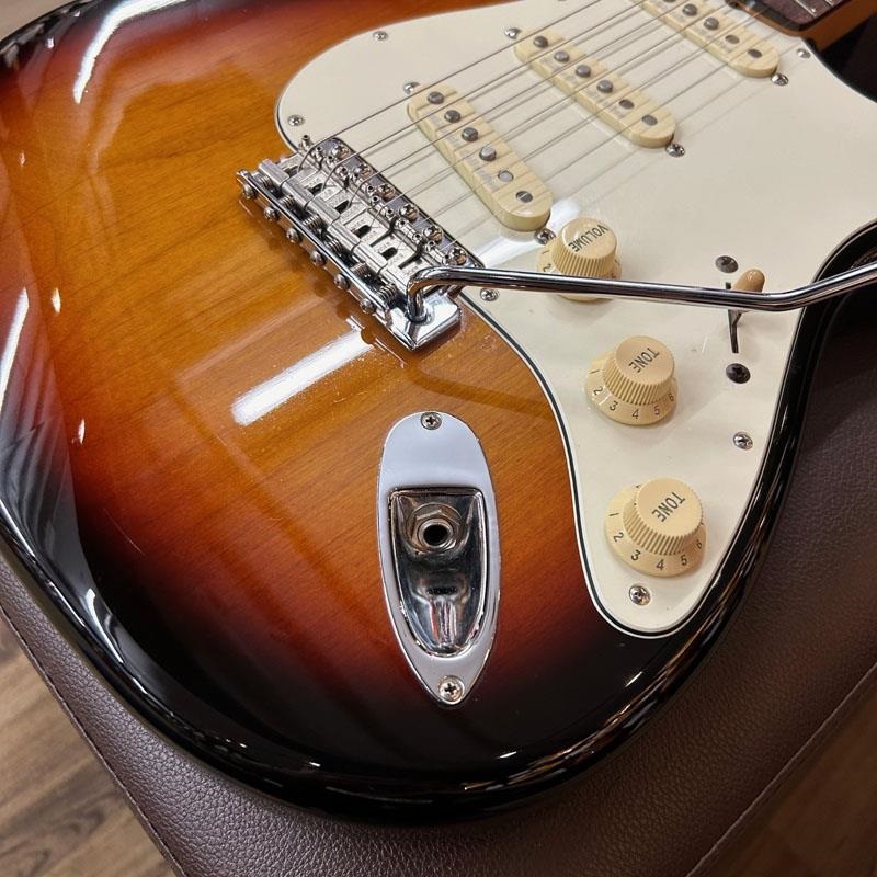 ギター Fender ST62-DMC Fender Japan ST62-DMC VWH <フェンダージャパン>｜平野楽器