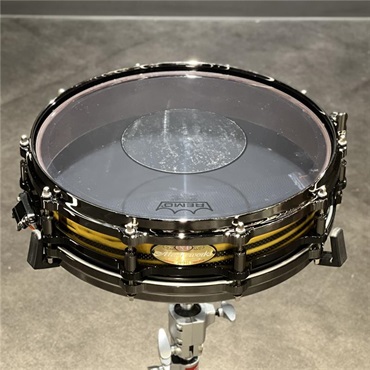 Pearl Masterworks Snare Drum 14x3.5 Free Floating -Gold Swirl on Black Carbon【イケベ楽器店創業50周年記念モデル】 画像3