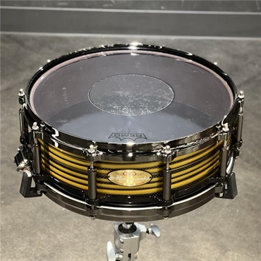 Pearl Masterworks Snare Drum 14x5 Free Floating -Gold Swirl on Black Carbon【イケベ楽器店創業50周年記念モデル】 画像3