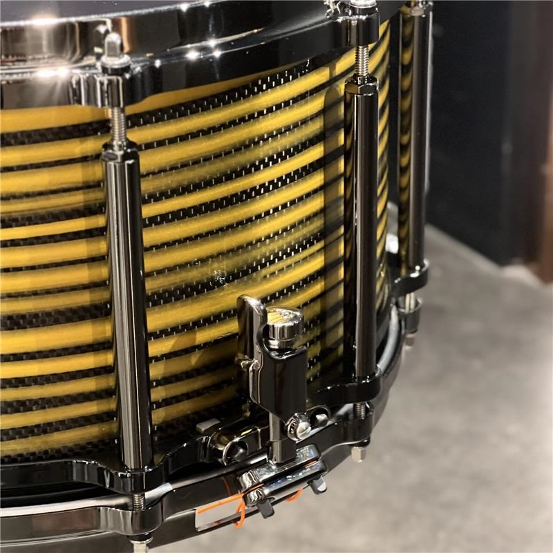 Pearl Masterworks Snare Drum 14x8 Free Floating -Gold Swirl on Black Carbon【イケベ楽器店創業50周年記念モデル】 画像1