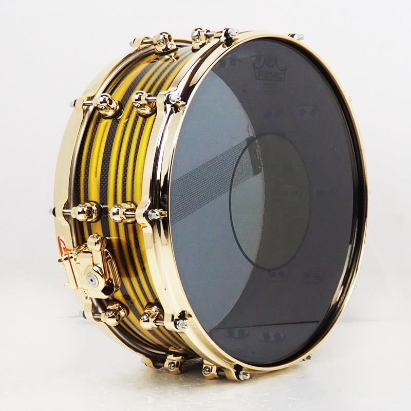 Pearl Masterworks Snare Drum 14x5.5 -Gold Swirl on Black Carbon-【イケベ楽器店創業50周年記念モデル】 画像3