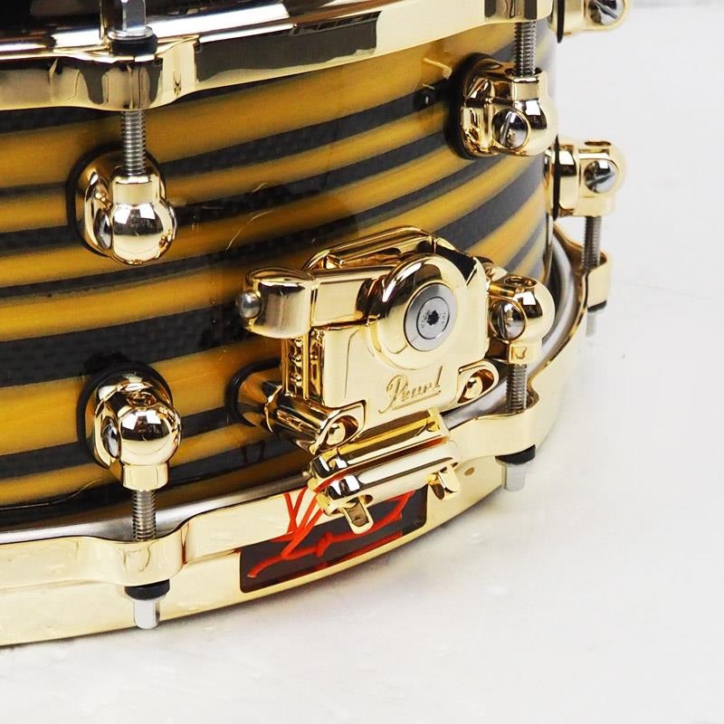 Pearl Masterworks Snare Drum 14x5.5 -Gold Swirl on Black Carbon-【イケベ楽器店創業50周年記念モデル】 画像5