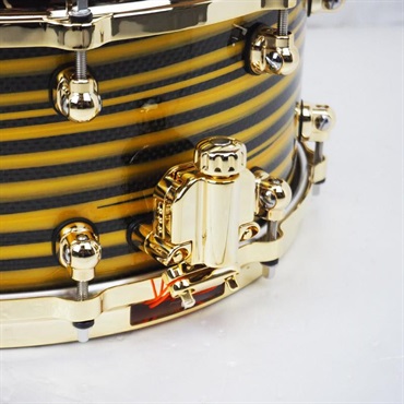 Pearl Masterworks Snare Drum 14x6.5 -Gold Swirl on Black Carbon-【イケベ楽器店創業50周年記念モデル】 画像6
