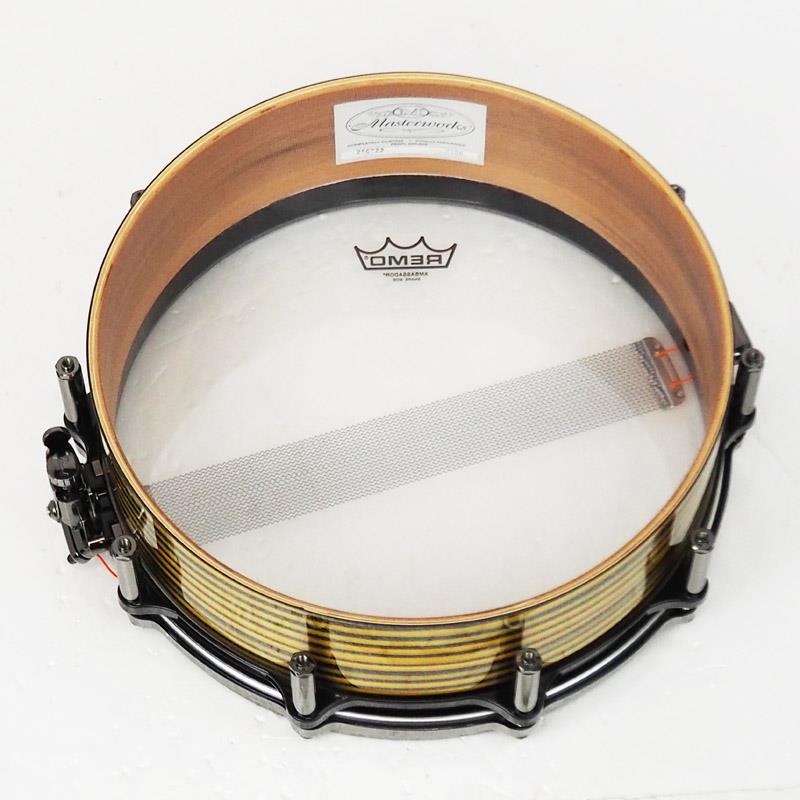 Pearl Masterworks Snare Drum 14x5 Free Floating -Gold Swirl on Black Carbon-【イケベ楽器店創業50周年記念モデル】 画像8