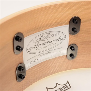 Pearl Masterworks Snare Drum 14x5.5  - Gold Swirl on Black Carbon【イケベ楽器店創業50周年記念モデル】 画像9
