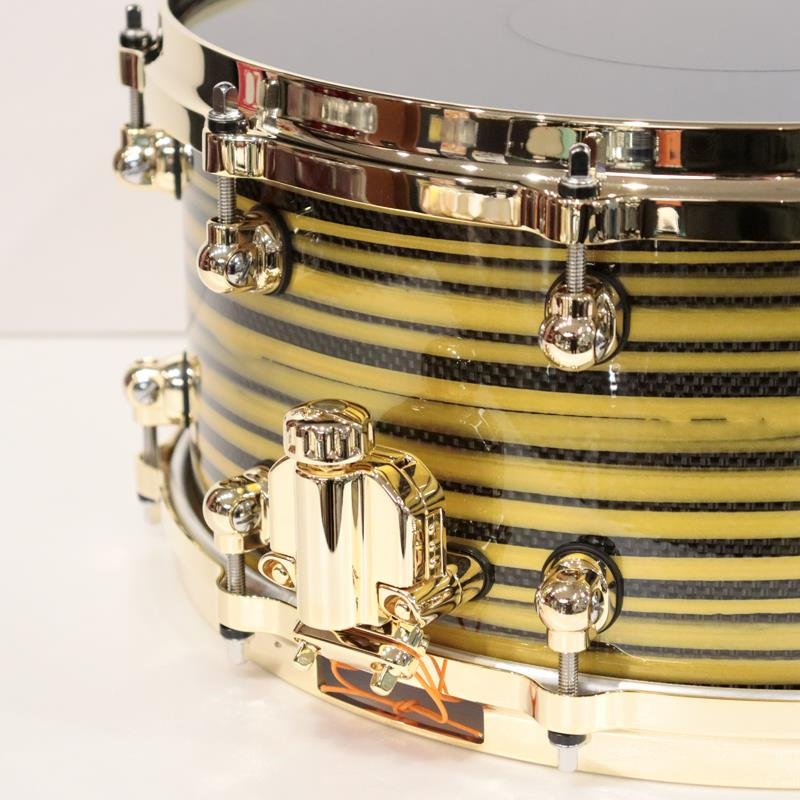Pearl Masterworks Snare Drum 14x6.5 - Gold Swirl on Black Carbon【イケベ楽器店創業50周年記念モデル】 画像4