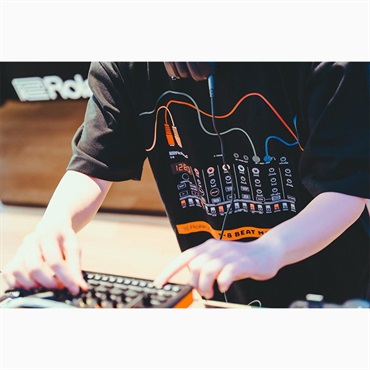 Roland T-8 T-Shirts DesignA XLサイズ (ローランド)(Tシャツ)(T-8デザイン) 画像5