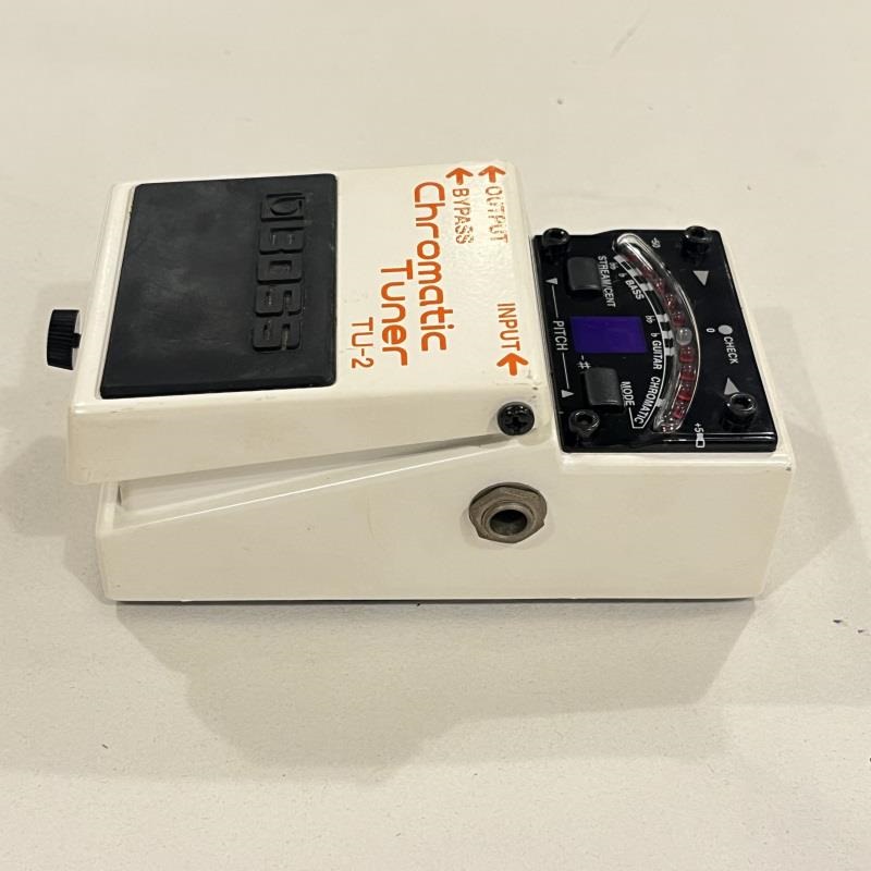 ギター BOSS Chromatic Tuner TU-2 Boss TU-2 Chromatic Tuner and Power Supply Pedal | zZounds