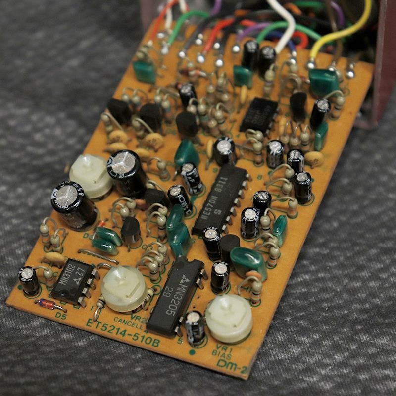 【限定セール！】BOSS DM-2 Delay 1983年 日本製、ビンテージ品 限定セール！】BOSS DM-2 Delay 1983年 日本製、ビンテージ品