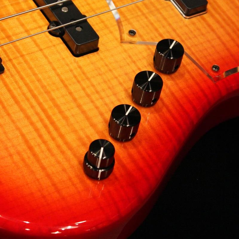 Kikuchi Guitars Custom 4st J Bass (Flame Maple Top / Cherry Sunburst) 画像4