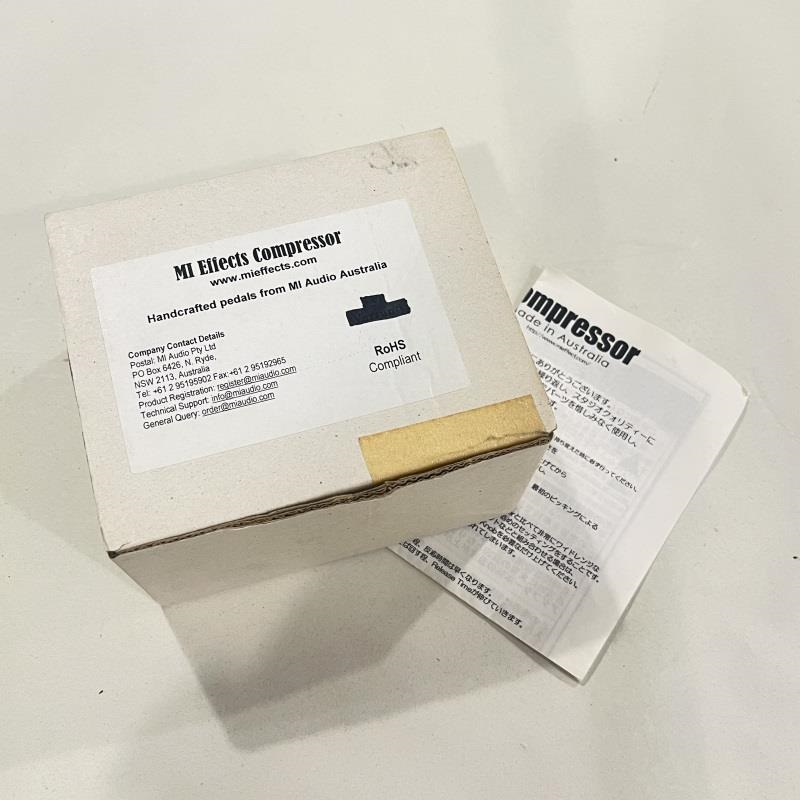 みゅうページ 中古・古着通販】MIU MIU (ミュウミュウ) ロゴスタッズスウェット