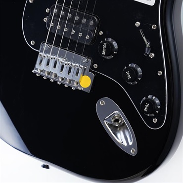 Fender Standard Series Standard Stratocaster HSS (Black/Laurel) 画像4