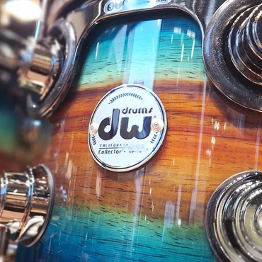 dw Collector's SonicPly 4pc Drum Kit [BD22，FT16，TT12&10 / Natural to Quick Royal Blue Burst over Horizontal Padauk] 画像3