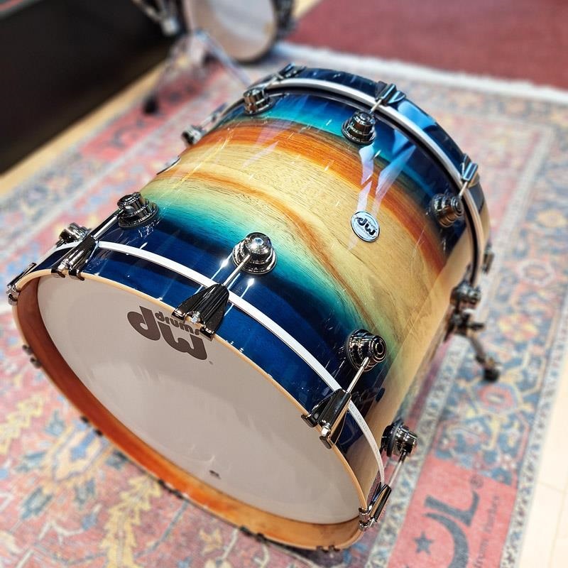 dw Collector's SonicPly 4pc Drum Kit [BD22，FT16，TT12&10 / Natural to Quick Royal Blue Burst over Horizontal Padauk] 画像7