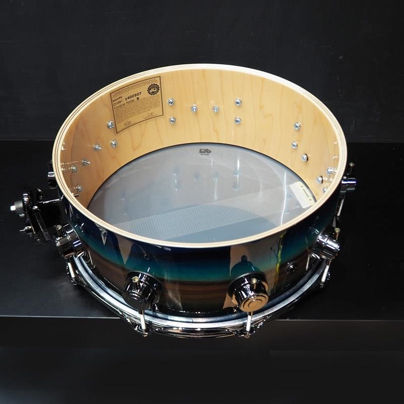 dw Collector's SonicPly Snare Drum 14x5.5 [Natural to Quick Royal Blue Burst over Horizontal Padauk] 画像8