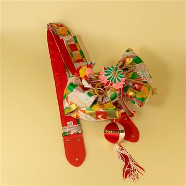 tsundrum_chan BIGリボン古着物帯ギターストラップ　ツル×グリーン 画像1