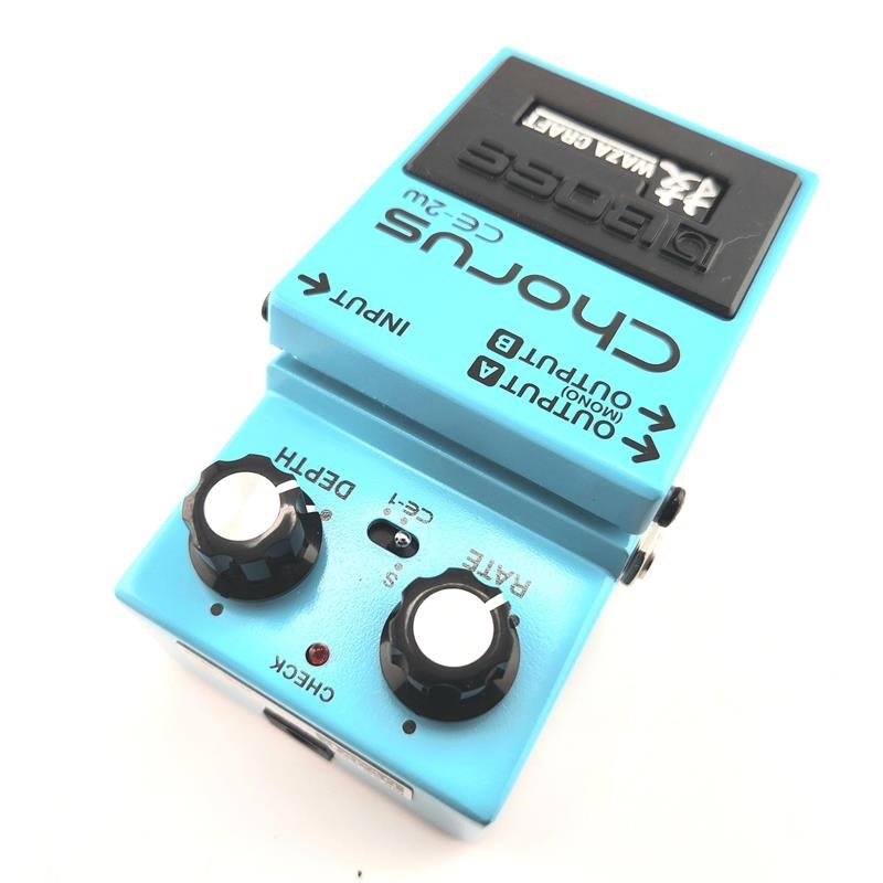 BOSS USED 中古 CE-2W Chorus 技 Waza Craft Series |イケベ BOSS USED 中古 CE-2W Chorus 技 Waza Craft Series |イケベ