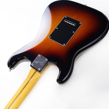Fender USA American Professional Classic Stratocaster (3-Color Sunburst/Maple) 画像6