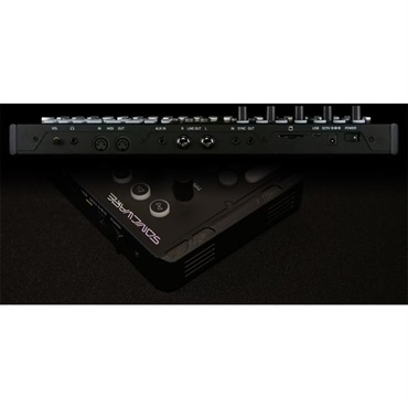 SONICWARE (発売記念・台数限定専用ソフトケース付) ELZ_1 play V2 (Limited All Black Edition) ソニックウェア エルザ1プレイ Portable Synthesizer with Looper (Waldorf ウェーブテーブル搭載) 限定オールブラックエディション 画像3