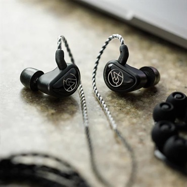 64 Audio Aspire 4 (ロクヨンオーディオ)(イヤモニ)(ユニバーサルIEM)(IPX端子)(4ドライバー)(バランスド・アーマチュアドライバー) 画像2