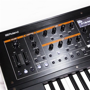Roland USED 中古 JUPITER-Xm 【純正ソフトケース付属】 ｜イケベ楽器