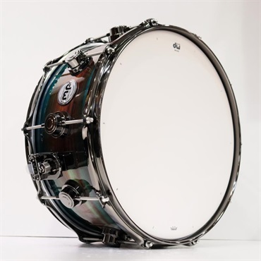 dw DR866514SSN552 [Collector's SonicPly Snare Drum 14''×6.5'' - Natural to Quick Royal Blue Burst over Horizontal Padauk] 画像6