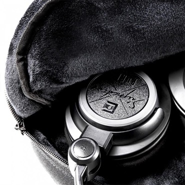 ULTRASONE Signature PURE BLACK (ウルトラゾーン)(モニターヘッドホン)(密閉型)(キャリングバッグ付属) 画像4